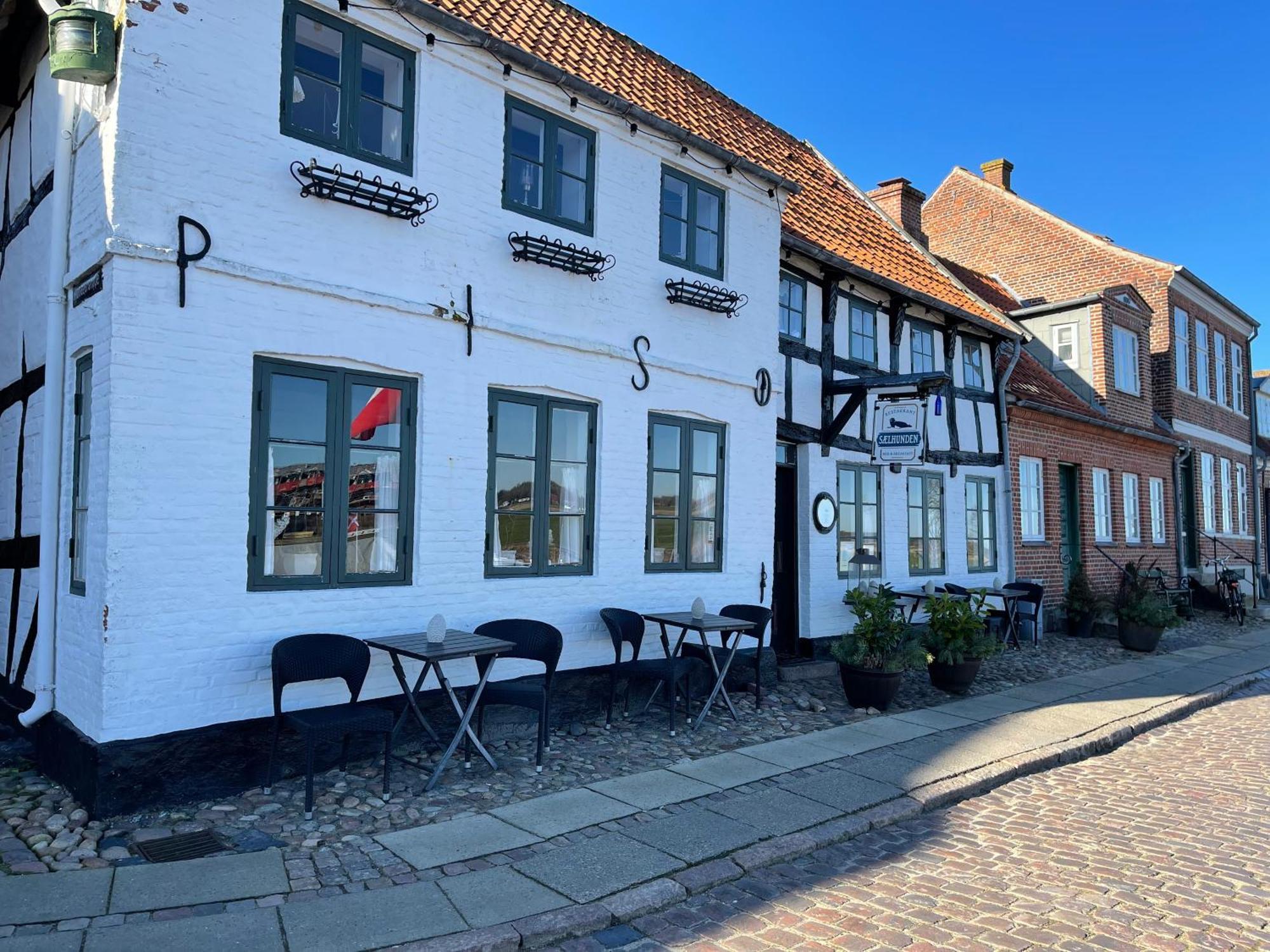 리베 Restaurant Saelhunden B&B 외부 사진
